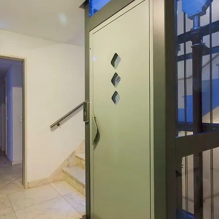 Chiado Patio * Lisboa