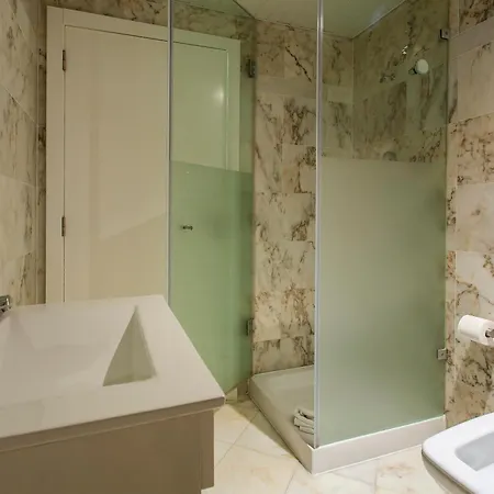 Chiado Patio Apartamento *