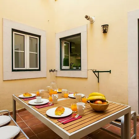 Apartment Chiado Patio *