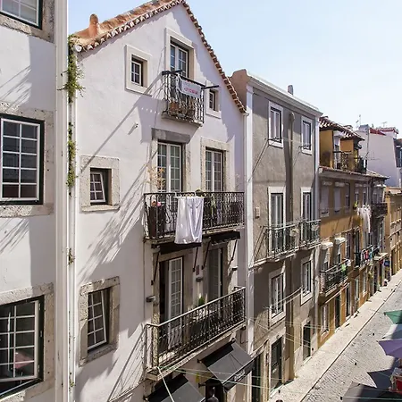 Chiado Patio Apartmán *